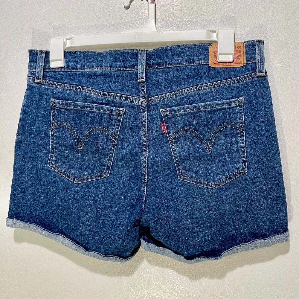Levi’s jeans shorts blue denim summer casual women’s 32